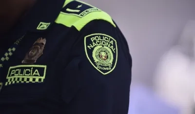 Inhabilitan a patrullero.