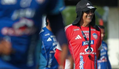 El uruguayo Alfredo Arias, técnico del Junior. 