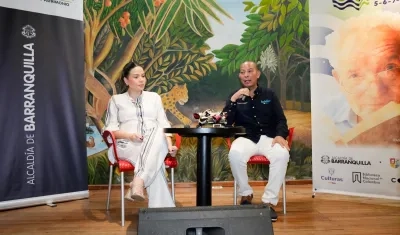 La Secretaria de Cultura del Atlántico, Verónica Cantillo, y el Secretario de Cultura del Distrito, Juan Carlos Ospino.