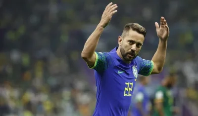 Everton Ribeiro en el Mundial 2022 con Brasil.