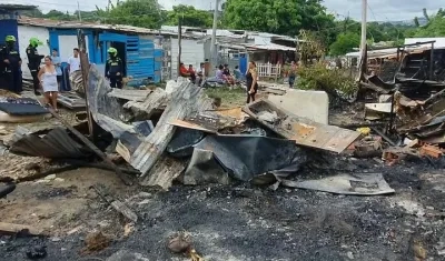 Viviendas afectadas tras el incendio. 