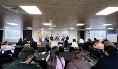 Aspecto del evento en donde se reveló el estudio de la Contraloría.