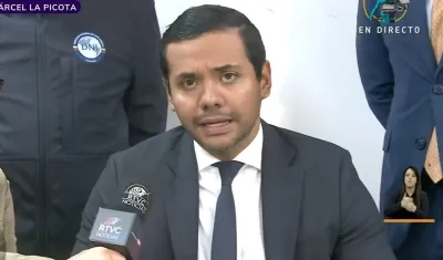 Camilo Pineda, Delegado de la Oficina del Alto Comisionado para la Paz. 