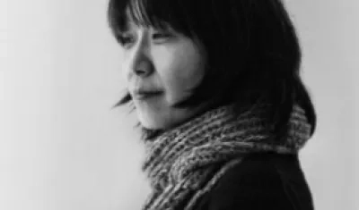 Surcoreana Han Kang.