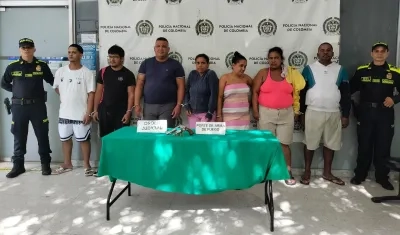 Los capturados en la URI de la Fiscalía. 