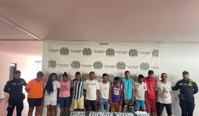 Los capturados por la Policía.