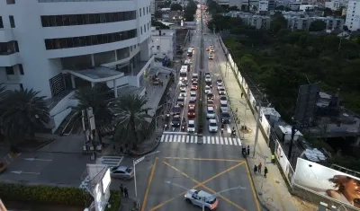 Contraflujo en la carrera 51B.