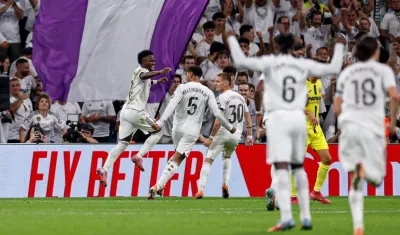 Celebración de los jugadores del Real Madrid tras uno de los goles.