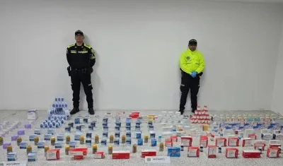 Medicamentos incautados por la Policía Nacional.