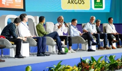 Panel de precandidatos en el Congreso Camacol.