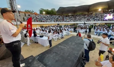 Imagen de uno de los encuentros de "Sucre Escucha".