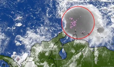 Lugar en donde actualmente se encuentra el fenómeno natural en el Mar Caribe, frente a las costas de Venezuela. 