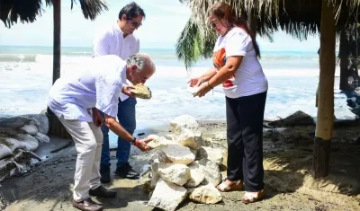 El Gobernador Verano en el inicio de las obras. 