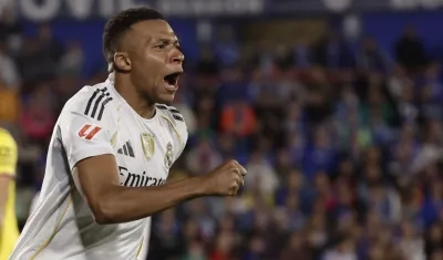 Kylian Mbappé espera celebrar su primera victoria sobre el Barcelona como jugador del Real Madrid.