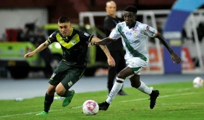 Acción del partido Quindío vs. Real Cartagena, en Armenia. 