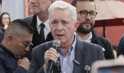 Álvaro Uribe.