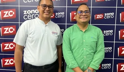 Los seminaristas Sebastián Jadith López y Sener Valega.