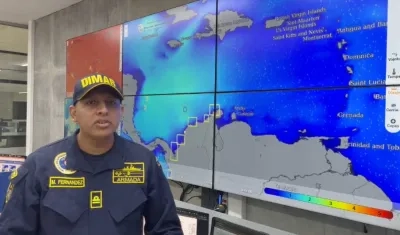 Teniente de Navío Miguel Fernández, responsable de Oceanografía y Meteorología Operacional del CIOH Caribe. 