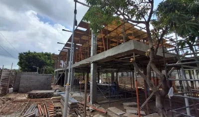 Avances en obras de la Estación de Policía de Rebolo. 