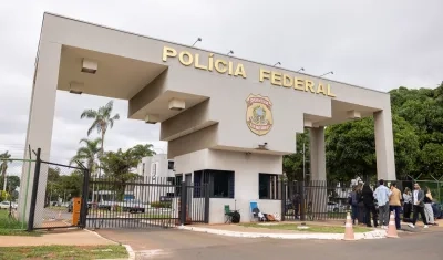 Sede de la Policía Federal, donde se encuentra Bolsonaro.
