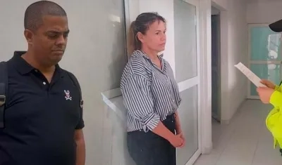 Abraham Muñoz Guerra y Margarita Viviana Bula Trujillo cuando eran capturados por la Dijin.