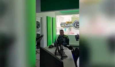 El coronel Miguel Andrés Camelo Sánchez durante el TikTok Live. 
