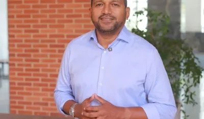 Javier Granados Gómez, Médico Internista y Oncólogo Clínico.