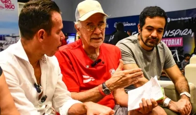 El gobernador Eduardo Verano junto a Rigoberto Urán.