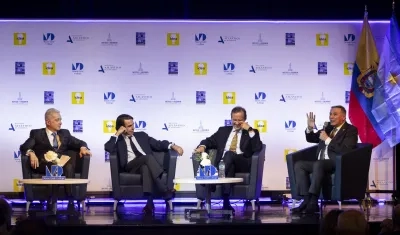 Varios de los expresidentes, entre ellos el de Colombia Álvaro Uribe Vélez. 