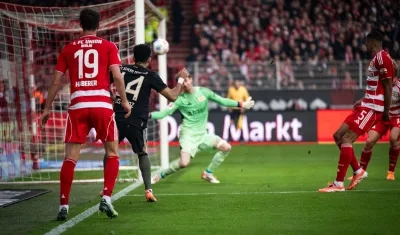 Momento del golazo de Luis Díaz.