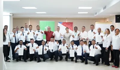 Grupo de conductores de Brasilia certificados.