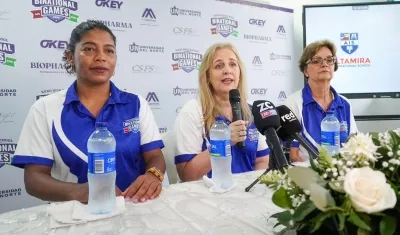 Angélica Rivera, coordinadora atlética Colegio Hebreo Unión; Mónica Recio, rectora del Colegio Hebreo Unión; Priscilla Ruiz, rectora del Colegio Altamira International.