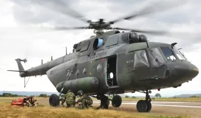 Imagen de un helicóptero MI-17.