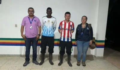 Los dos soldados liberados en la noche de este martes. 