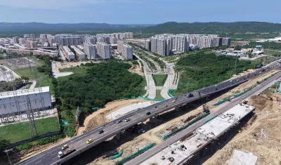 Imagen del megapuente norte-sur.