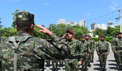 Soldados que brindarán seguridad en IV Cumbre CELAC.