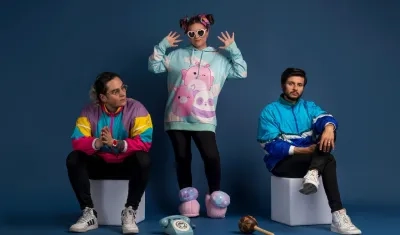 Caro Cobo, Seache y Sergio Aldana. 