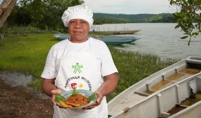 Matronas del festival que exaltan la cocina. 