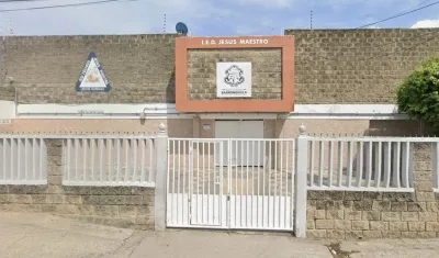 Fachada de la IED. Jesús Maestro. 