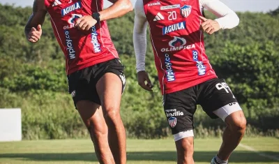 Daniel Rivera y José Enamorado serán inicialistas con Junior ante Nacional. 