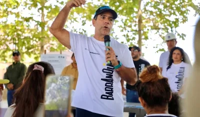 Alcalde Alejandro Char durante el anuncio del Paso La Chinita.