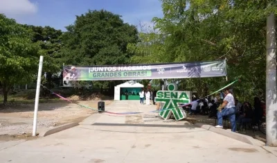 Obra de placa huella construida por el Sena, en Galapa