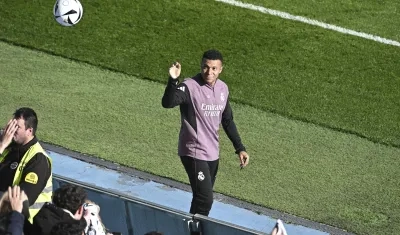 Kylian Mbappé en entrenamiento con Real Madrid.