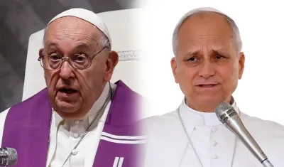 Papa Francisco y Papa León XIV.