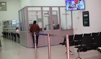 Atención presencial en sedes de la Secretaría Distrital de Tránsito.