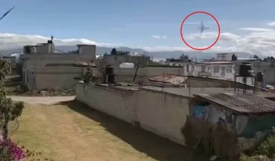 Momento de la caída de la avioneta.