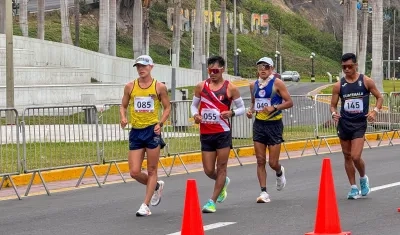 César Herrera ganador este sábado de la maratón de marcha 