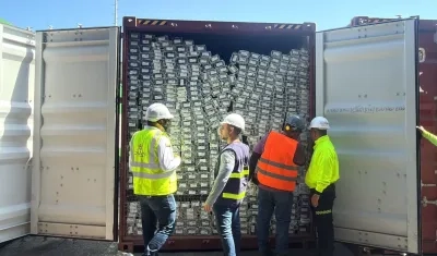 Contenedores decomisados.