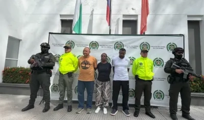 Los tres capturados.