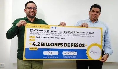 Edwin Palma, ministro de Minas y Energía, junto a Erick Wehdeking, presidente (e) de Gecelca.